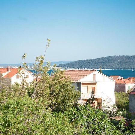 Apartmani Ivan Kaštela Esterno foto